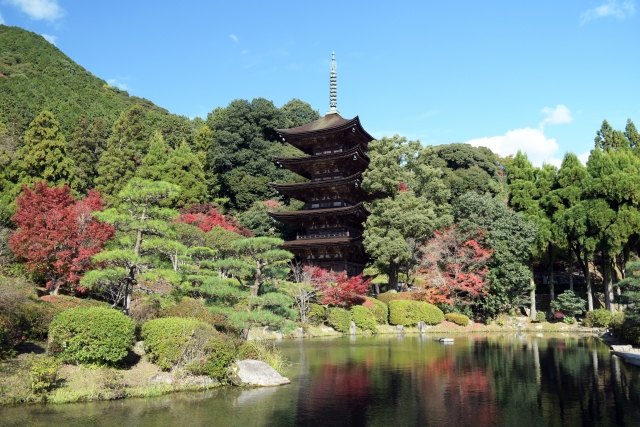 瑠璃光寺五重塔