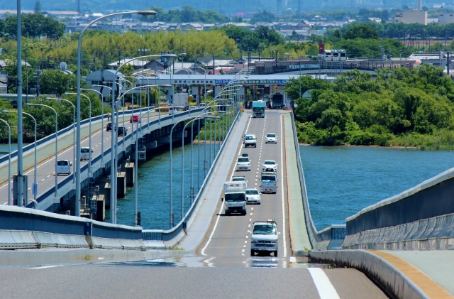 琵琶湖大橋